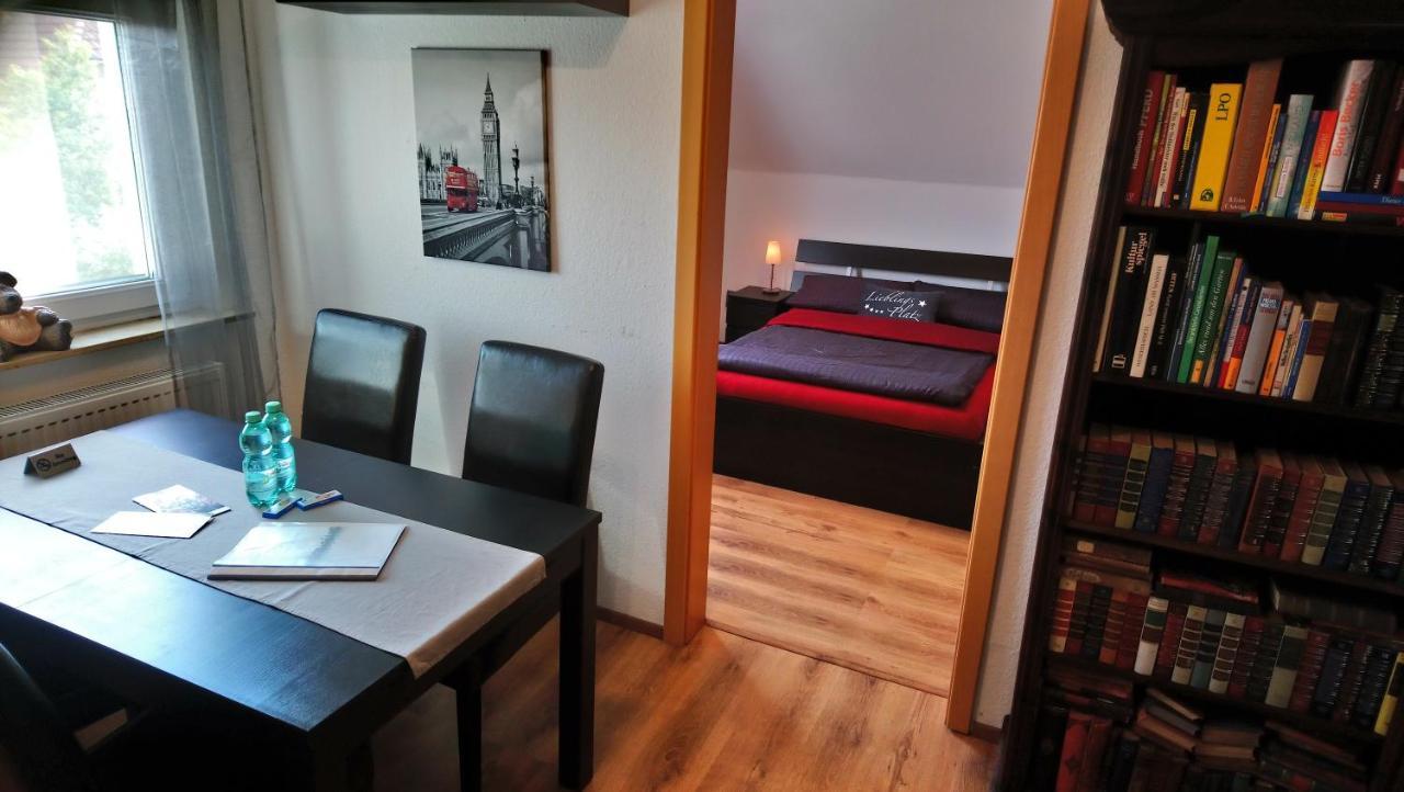 Private Zimmer Bei Der Weser-Ems-Halle أولدنبورغ المظهر الخارجي الصورة