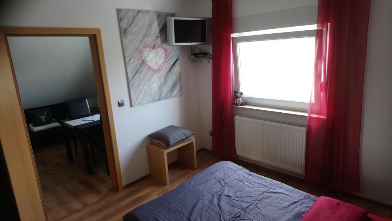Private Zimmer Bei Der Weser-Ems-Halle أولدنبورغ المظهر الخارجي الصورة