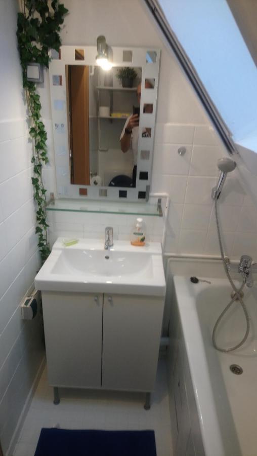Private Zimmer Bei Der Weser-Ems-Halle أولدنبورغ المظهر الخارجي الصورة